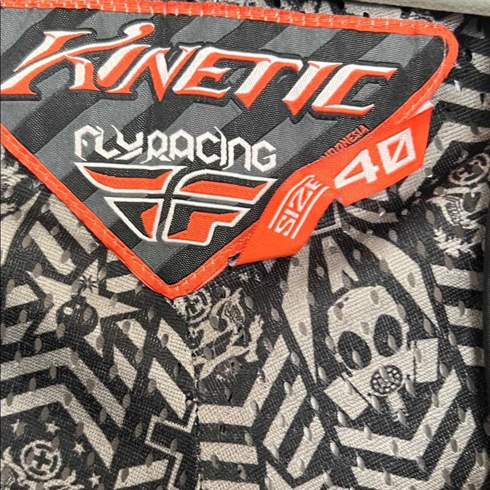 Fox Men's Triangular Patterned Black And White Pa… - image 2